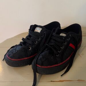 Black Gucci 1977 off the grid tennis  Sneakers with Red Stripe